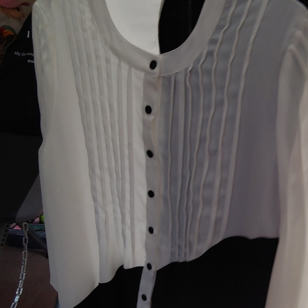 Women's shirt. Sale.